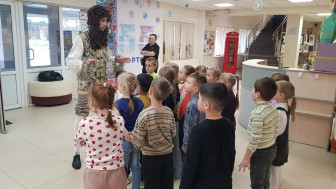 Экскурсия по театральному закулисью.